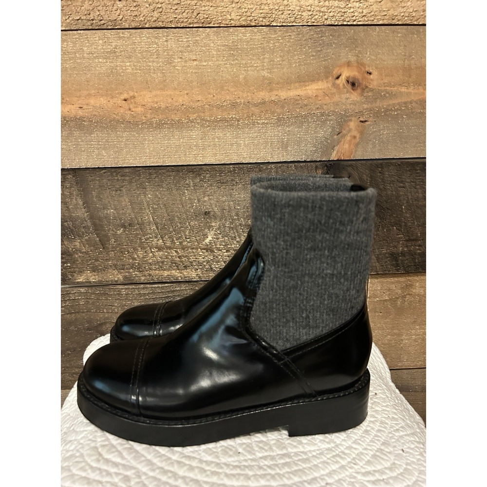 J.Crew Black Leather Gray Knit Ankle Boots Size 6 EUC - Picture 2 of 8